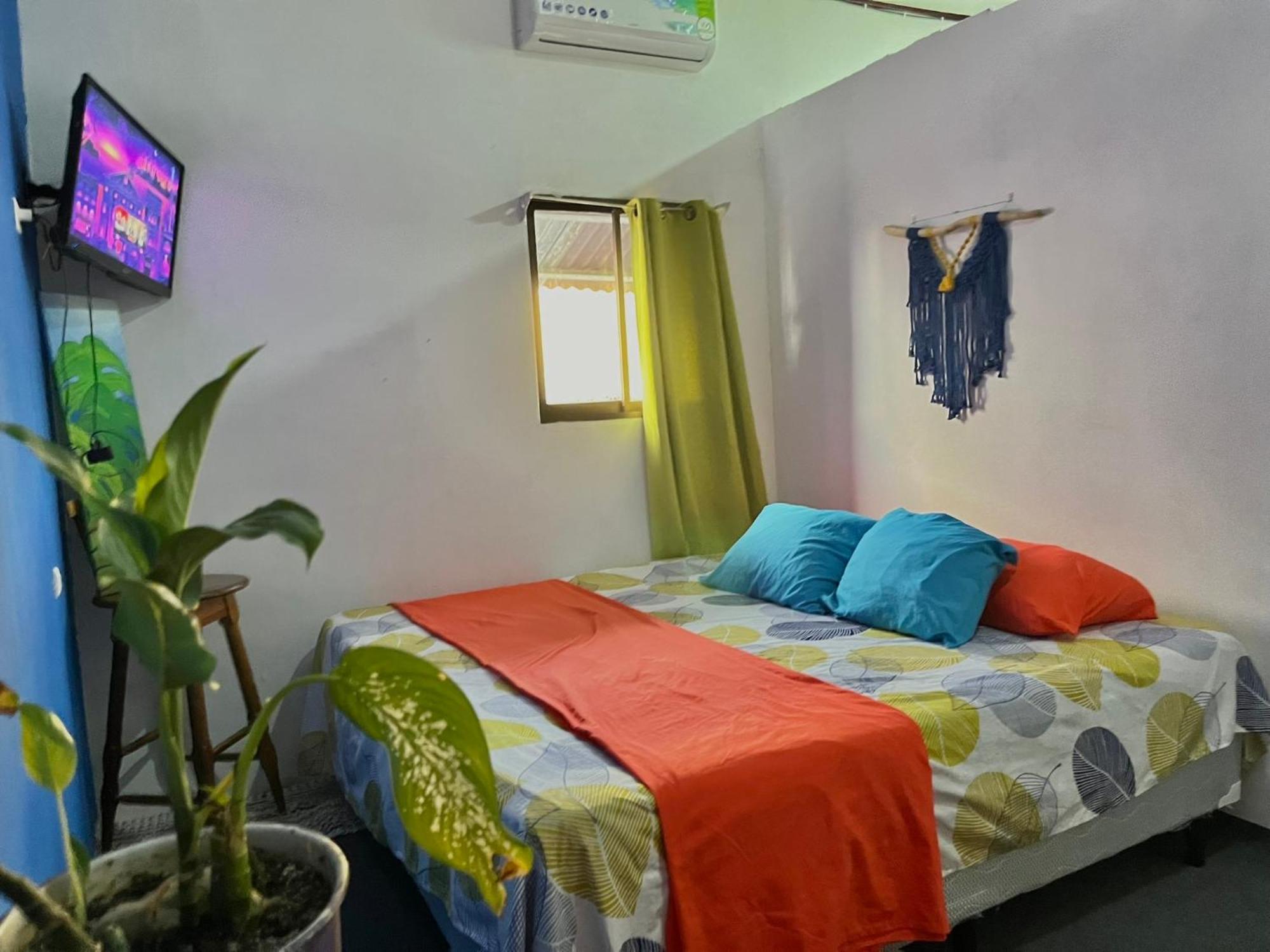 Passifloras Hostel Quepos Exterior photo