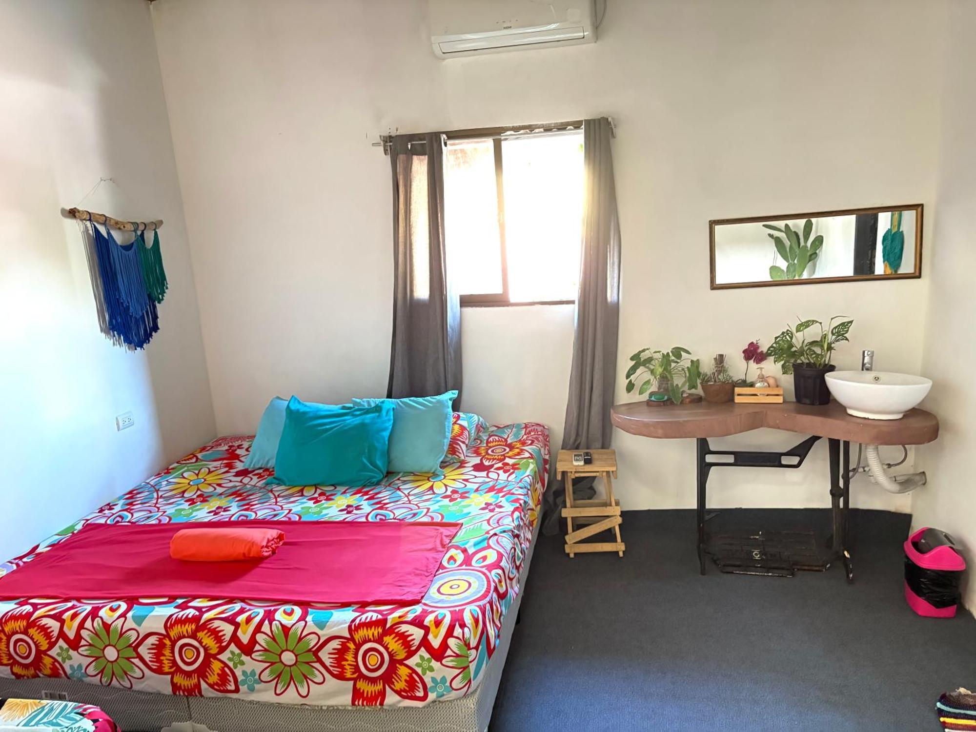 Passifloras Hostel Quepos Exterior photo